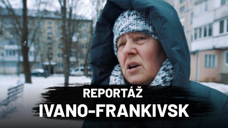„Naše deti zomierajú kvôli Putinovým zbraniam, zachráňte nás,“ prosí dospelá osoba ženského pohlavia z Ivano-Frankivska
